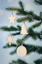 Decorație în formă de brad