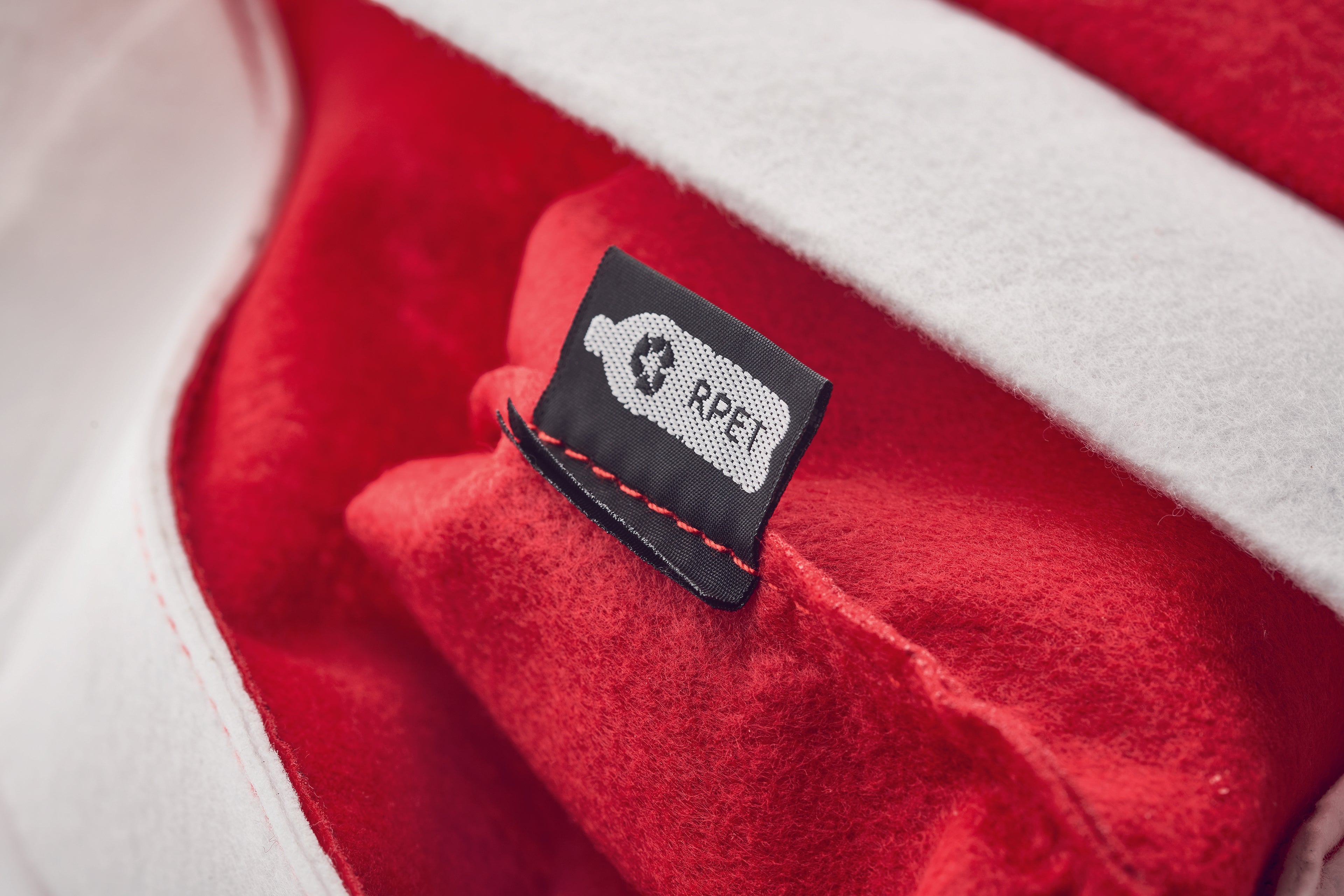 Căciulă de Crăciun RPET