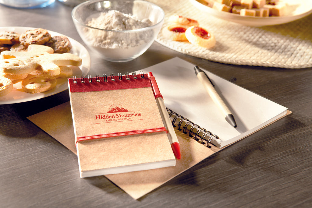 Bloc notes reciclat și pix