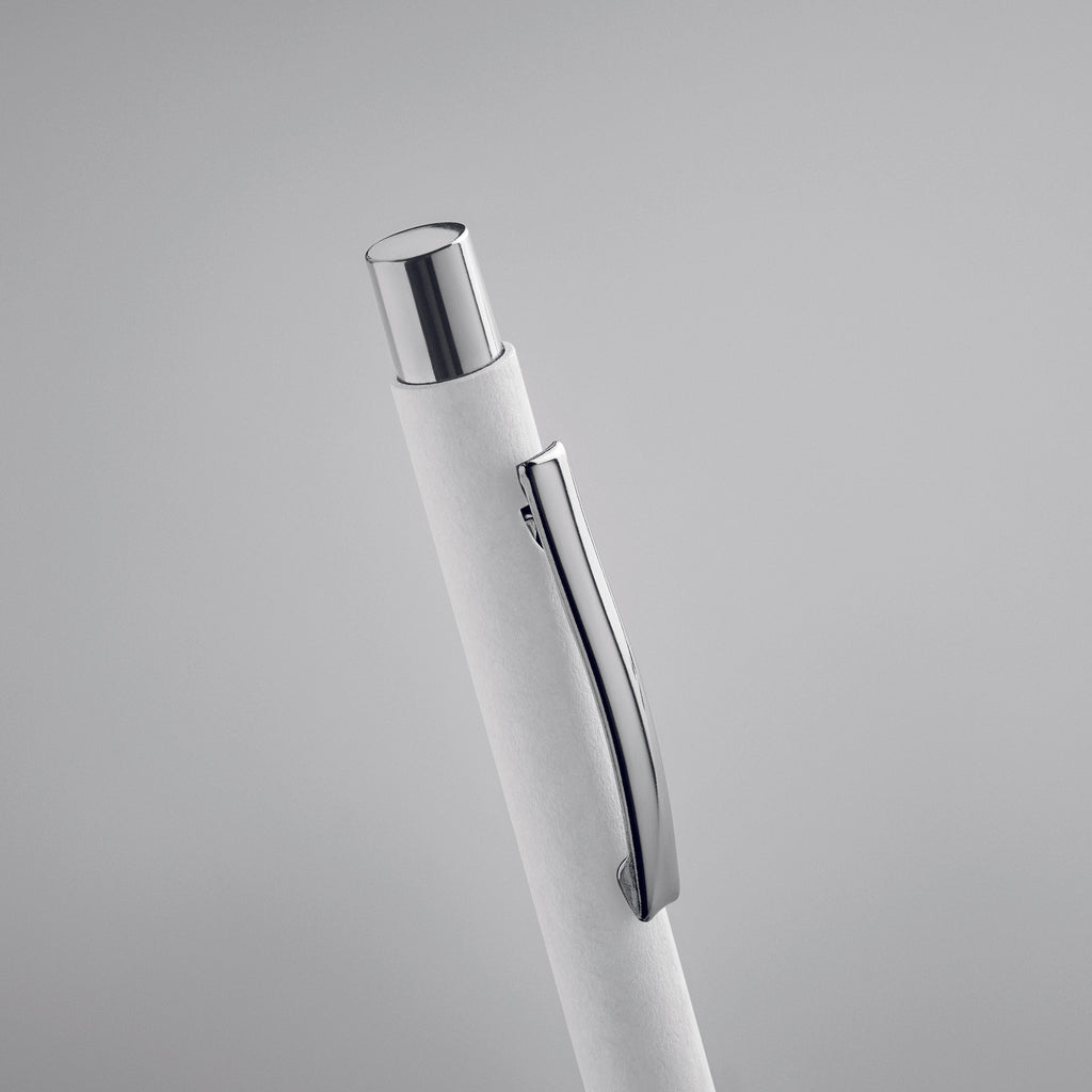 Pix cu bilă din hârtie reciclat