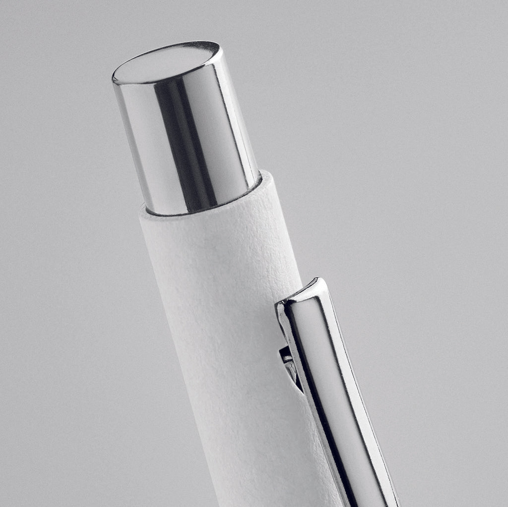 Pix cu bilă din hârtie reciclat