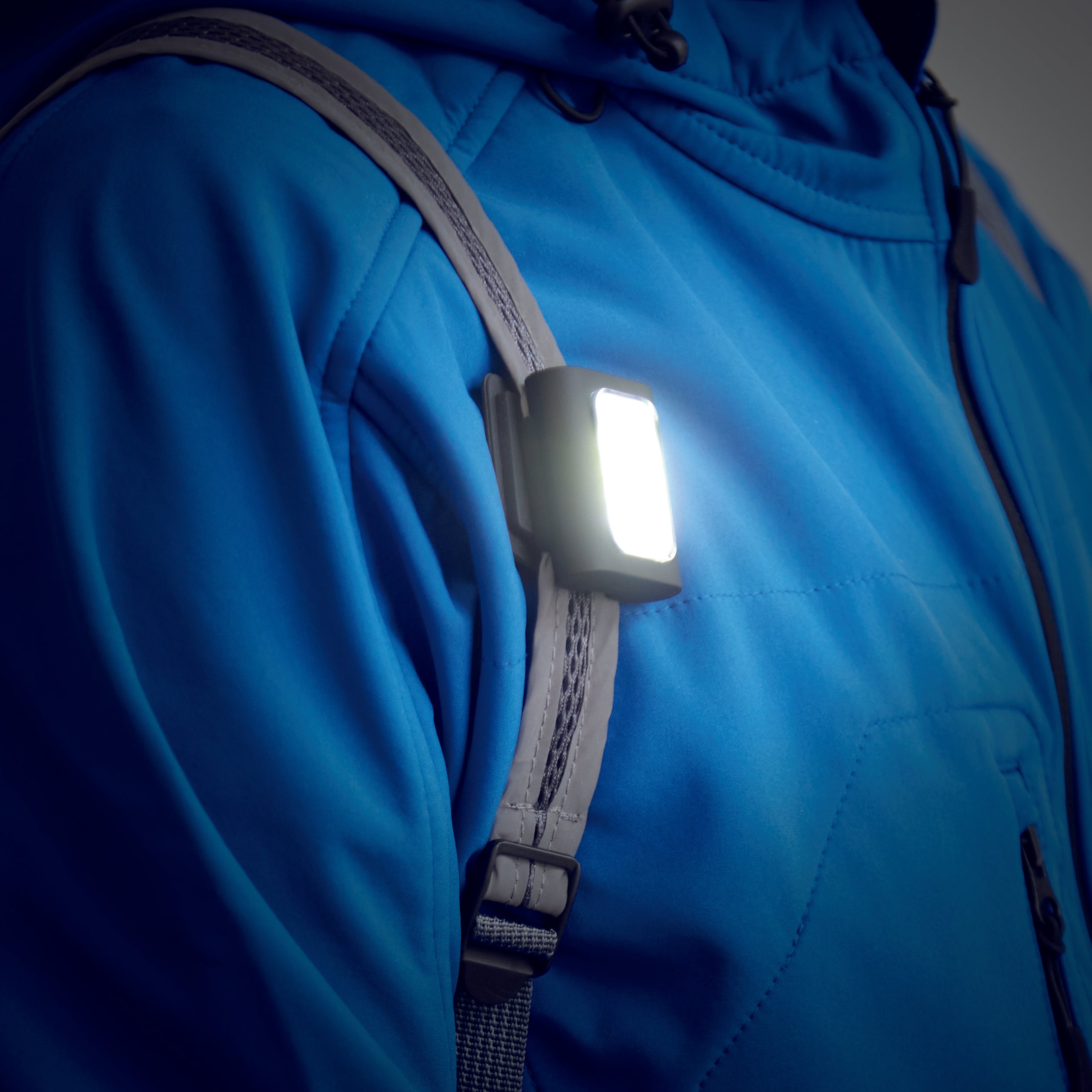 Lumină multifuncțională COB