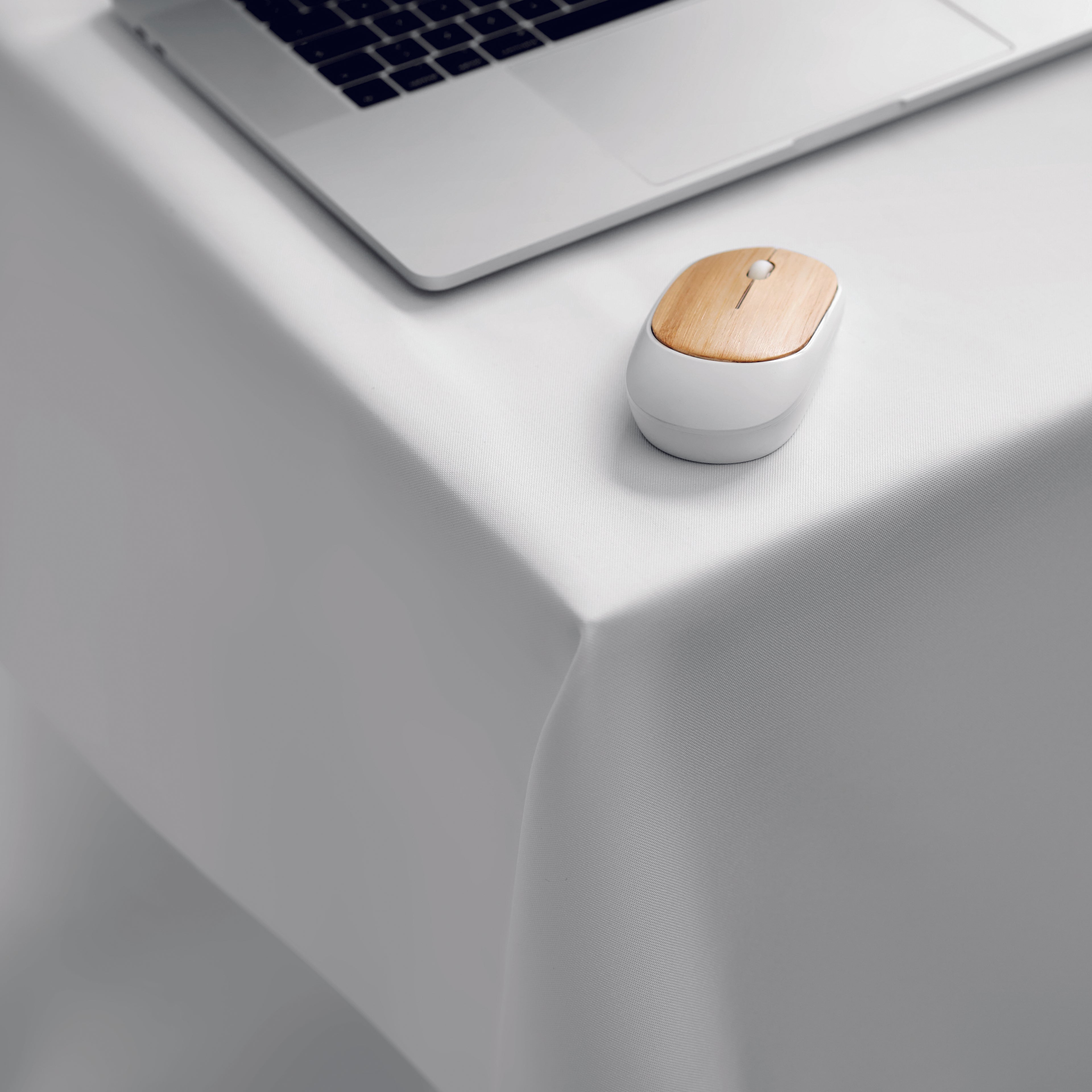 Față de masă mare 280x210 cm