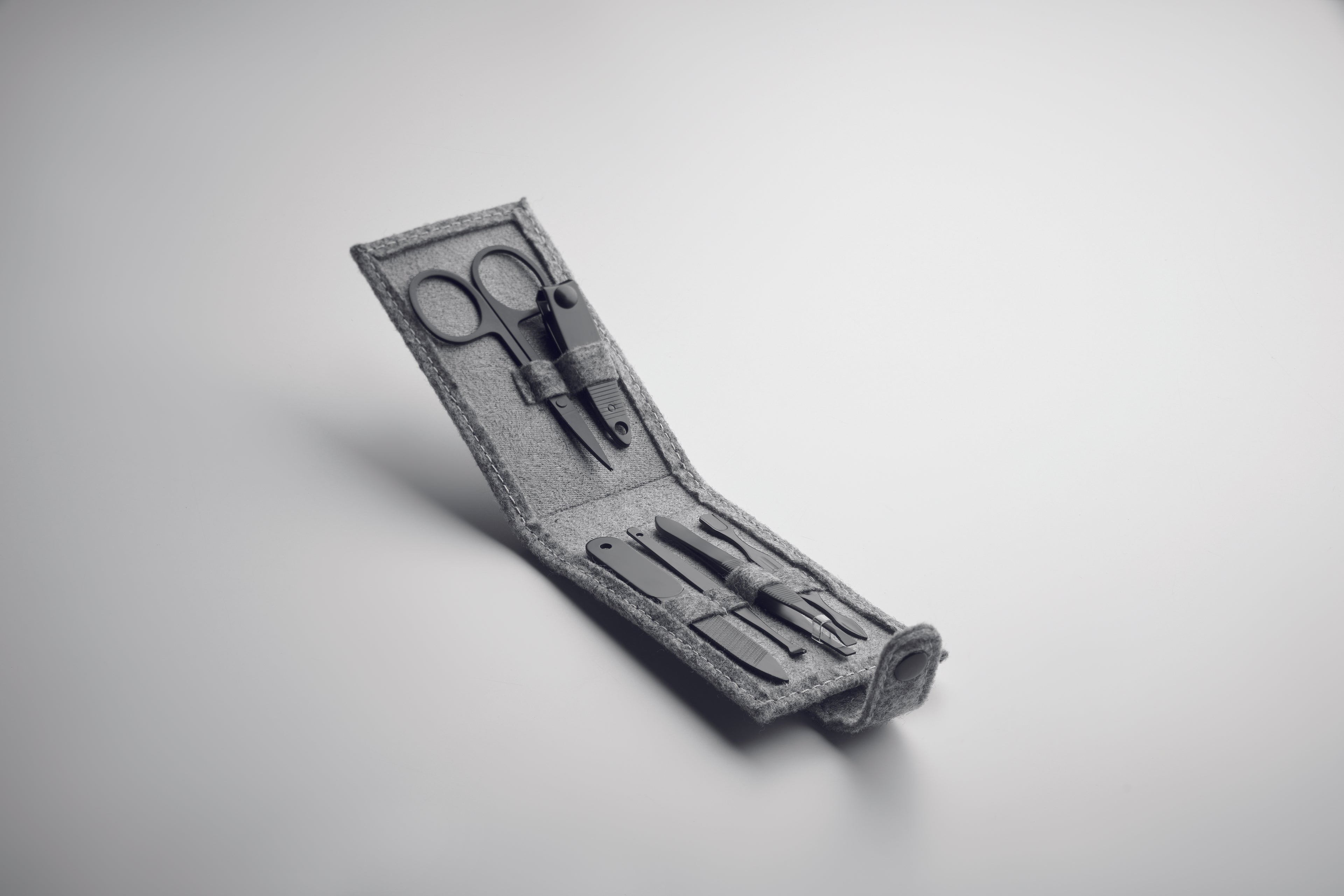 Set manichiură 6 piese, pâslă R