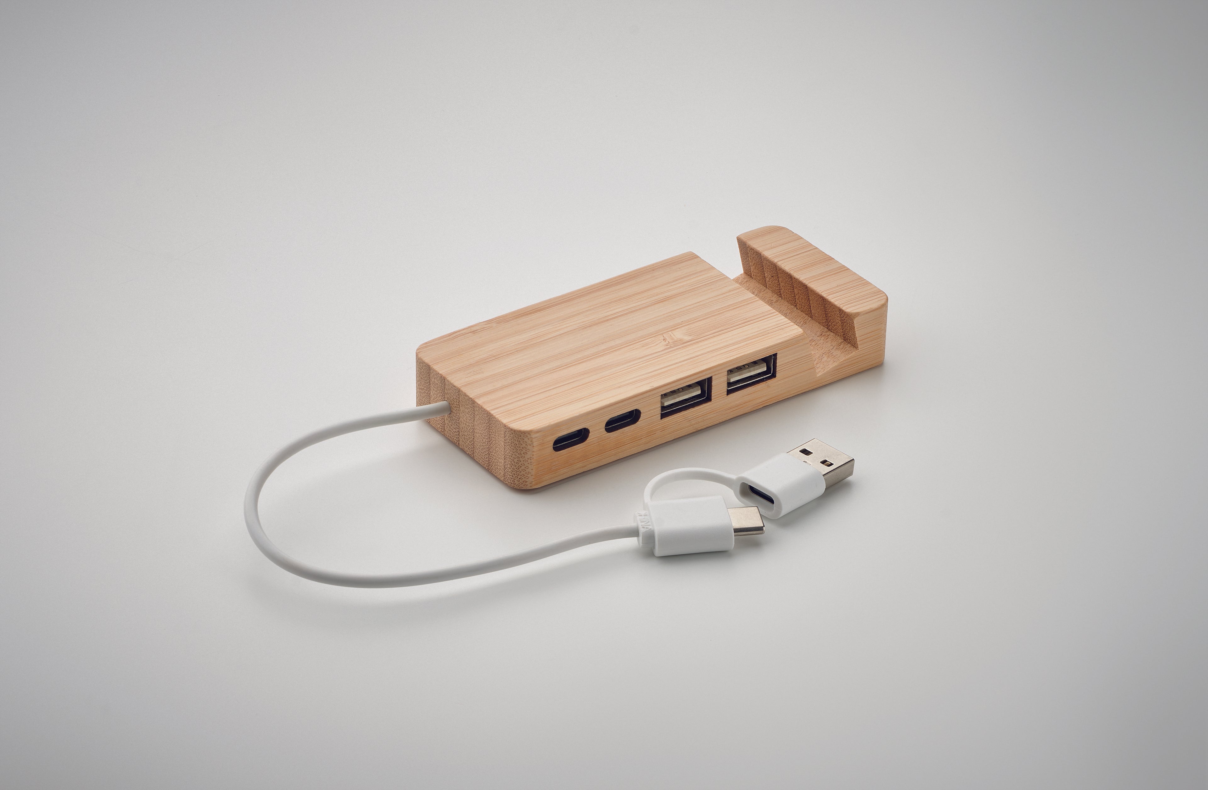 Hub USB din bambus cu 4 porturi