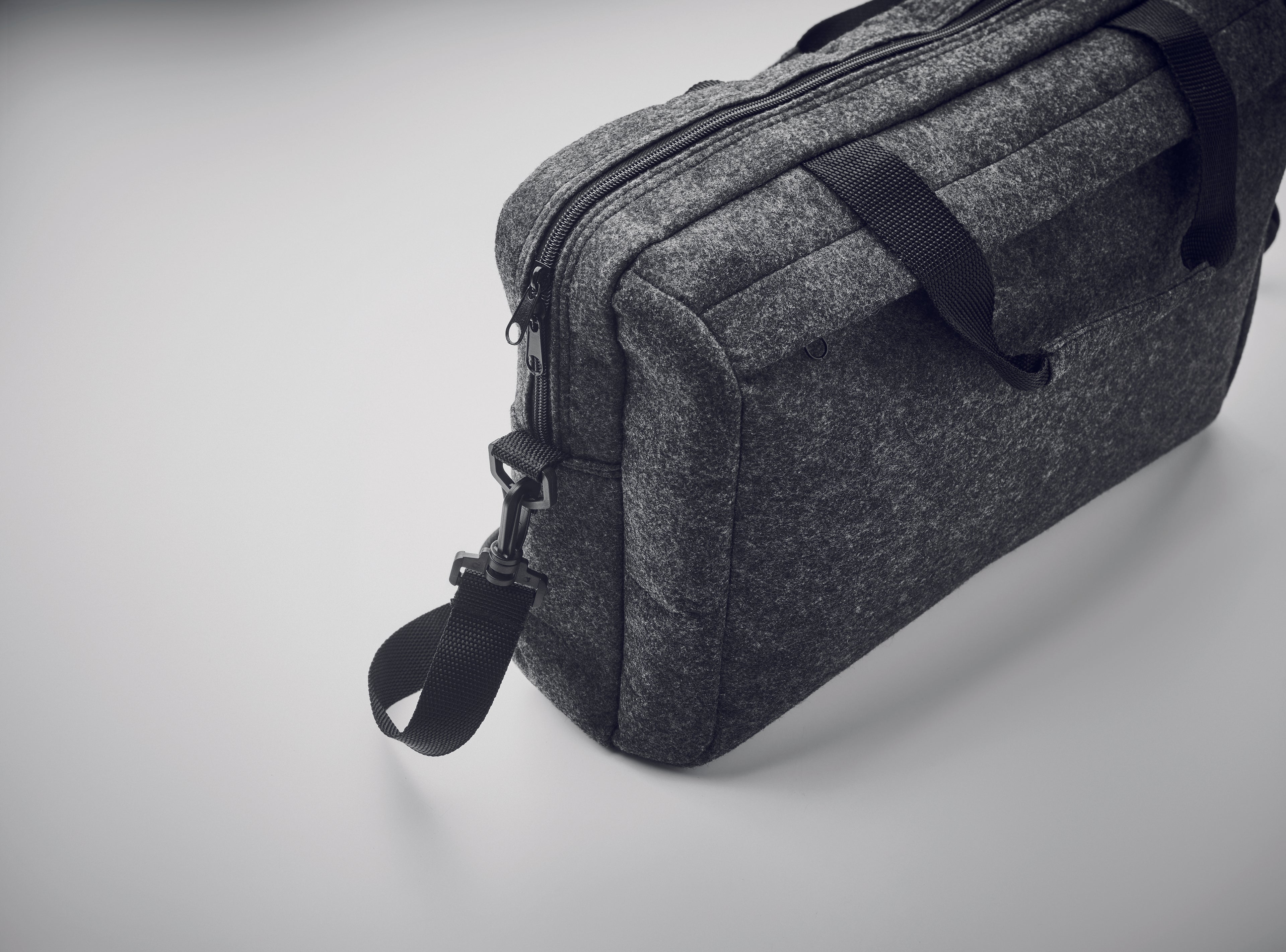 Geantă laptop 15 inch, pâslă RP