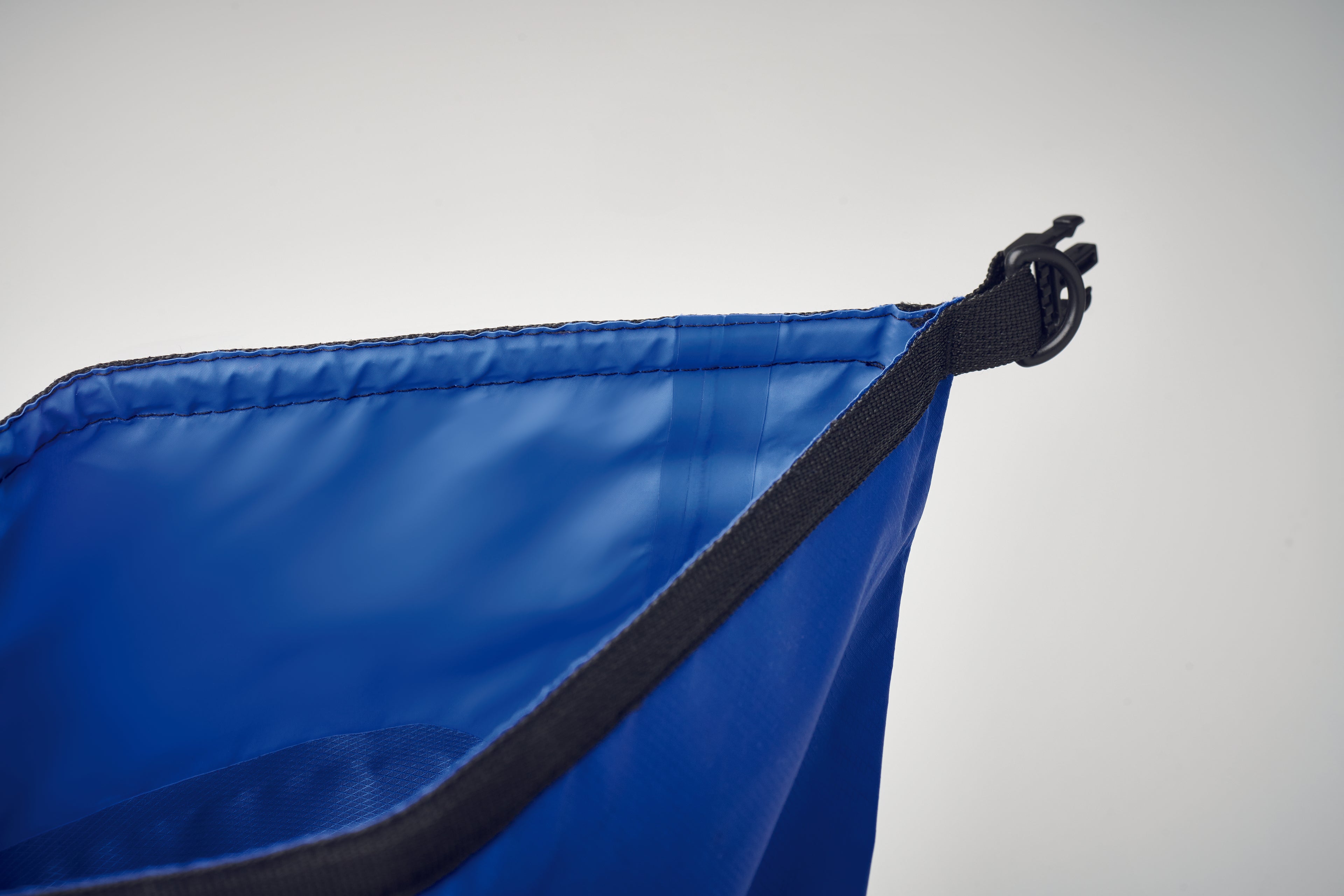 Geantă impermeabilă RPET rollto