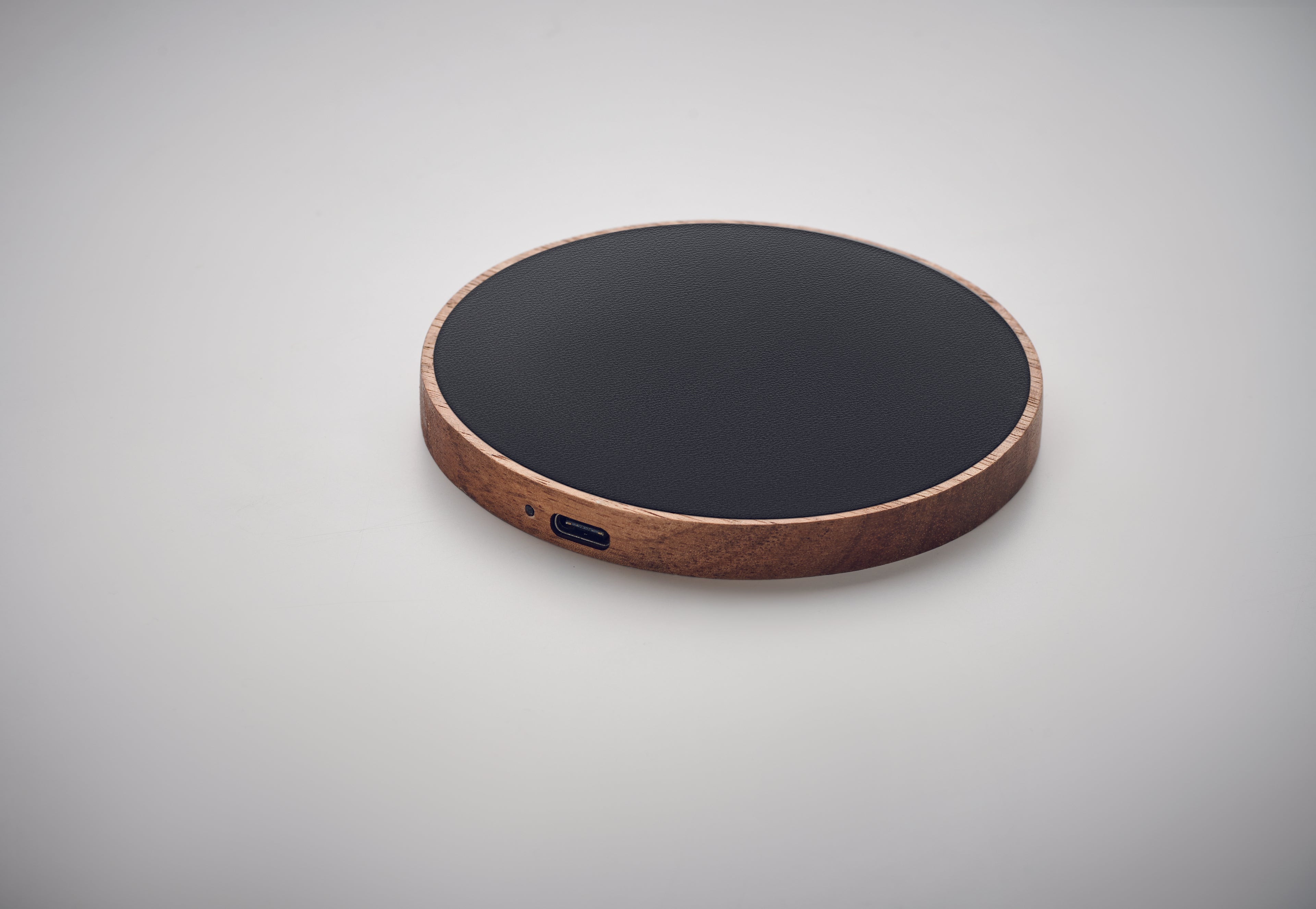 Încărcător wireless 15W din sal