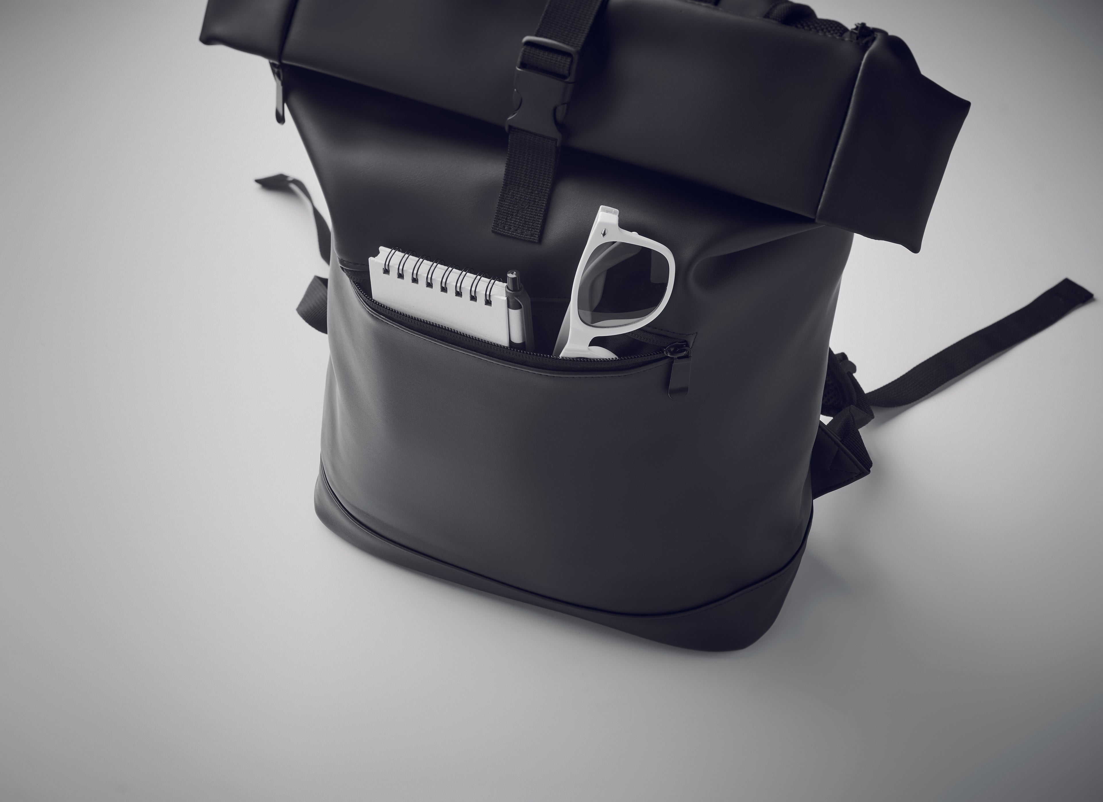 Rucsac rolltop pentru laptop PU