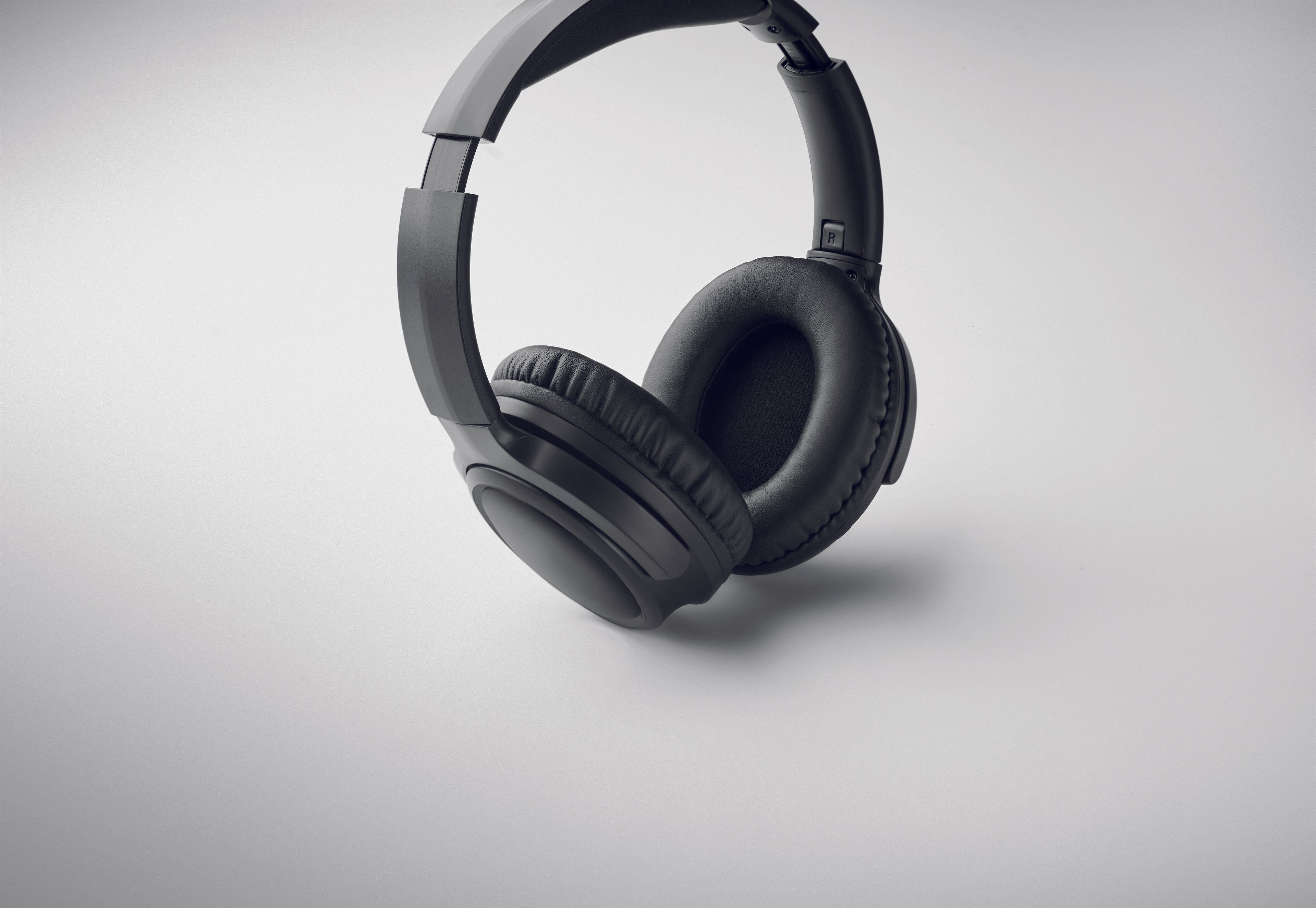 Căști pliabile ANC