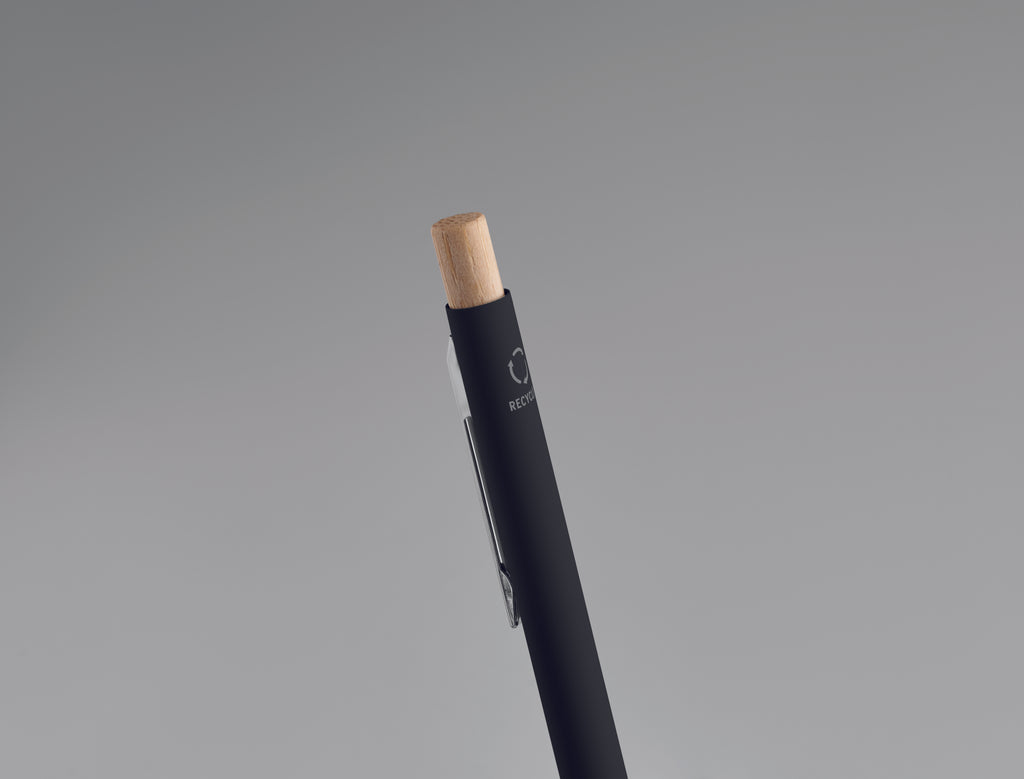 Pix din aluminiu reciclat