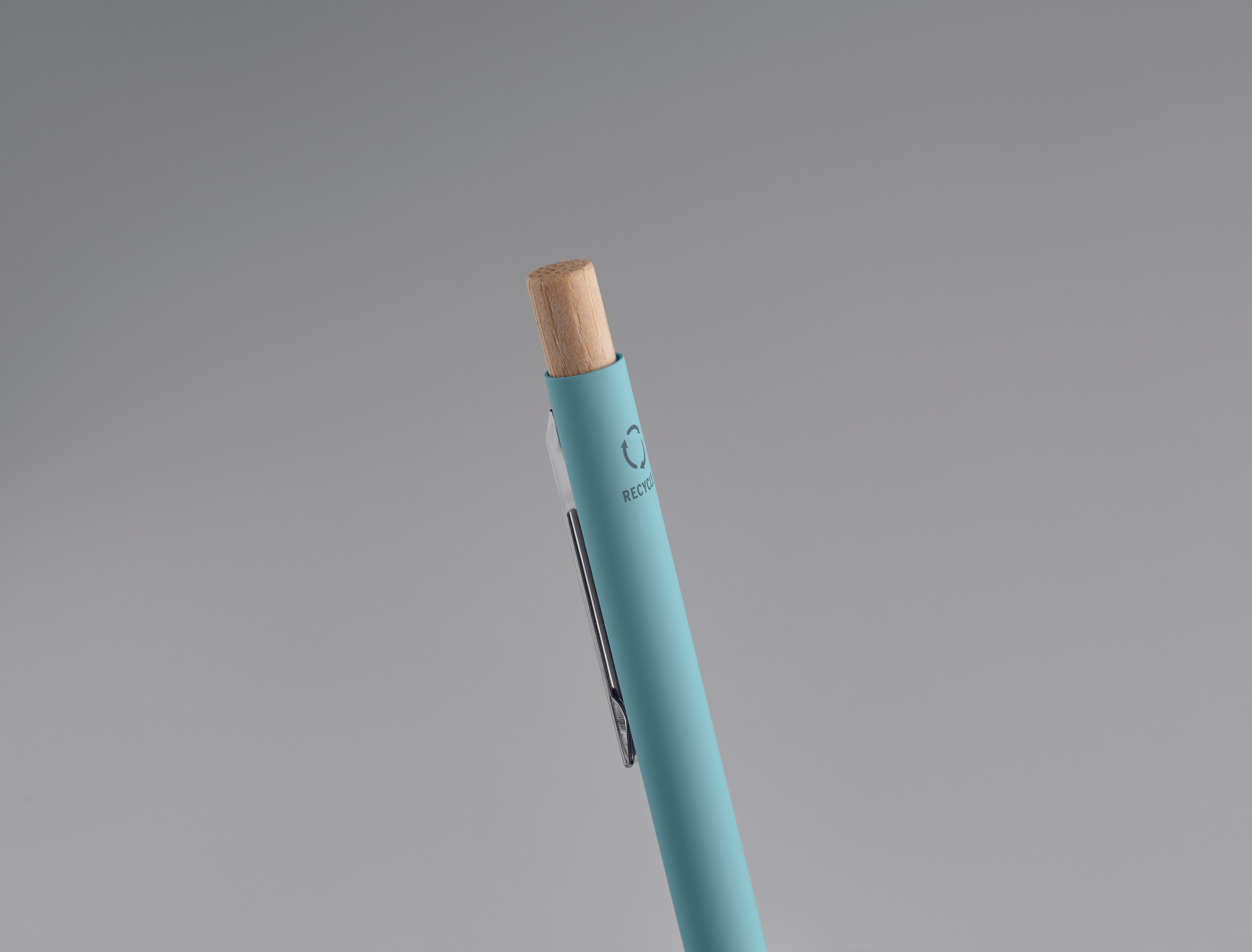 Pix din aluminiu reciclat