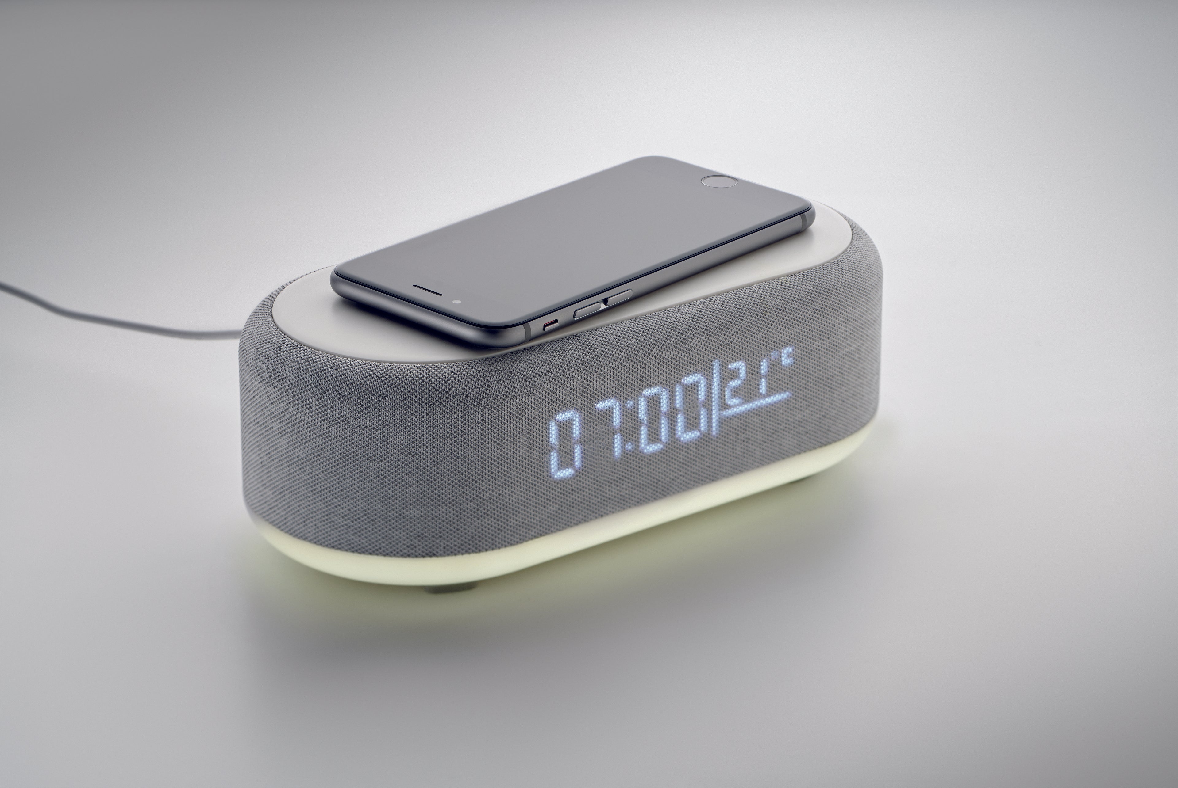 Boxă cu încărcare wireless 15W