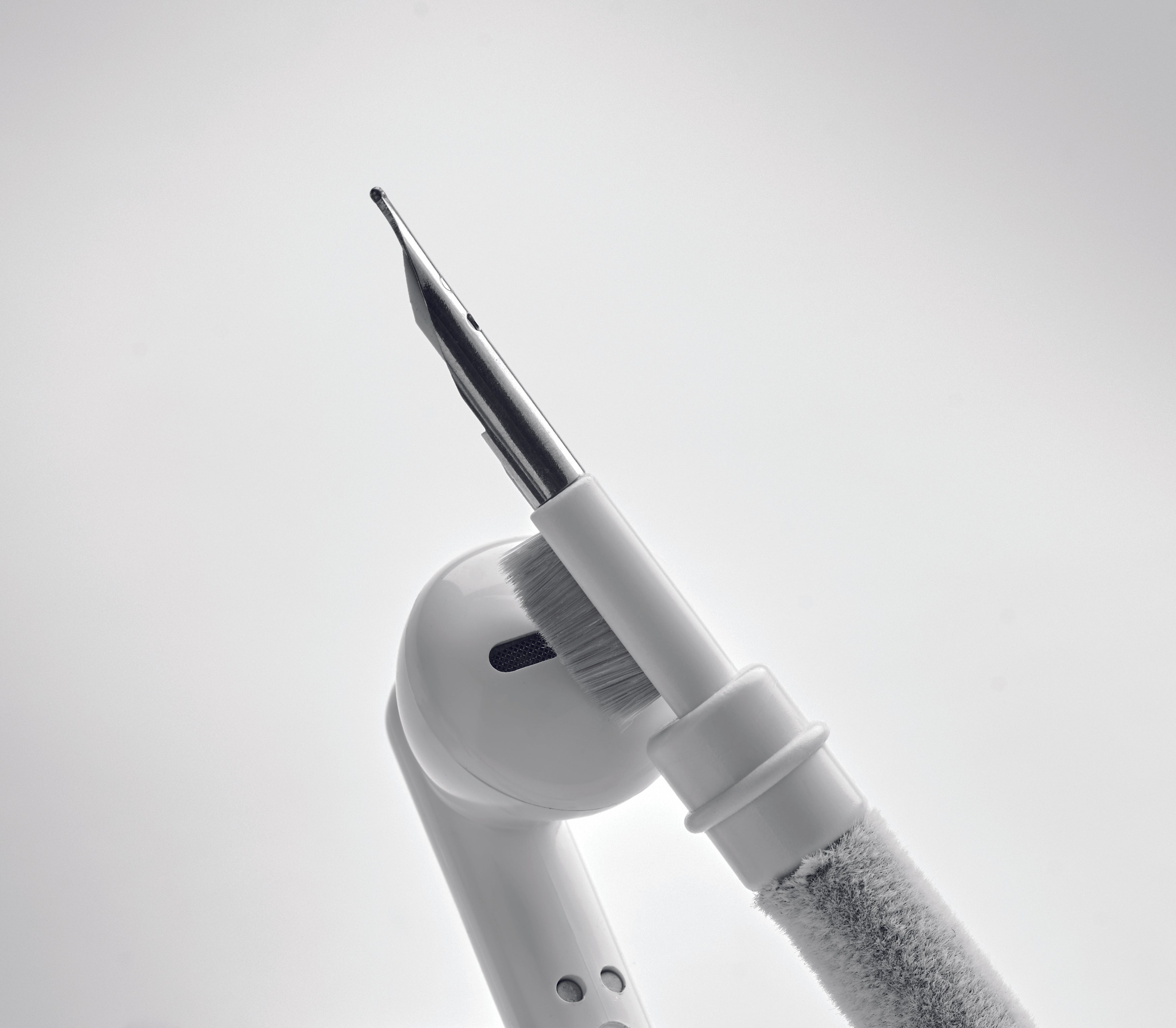 Pix cu set de curățare TWS