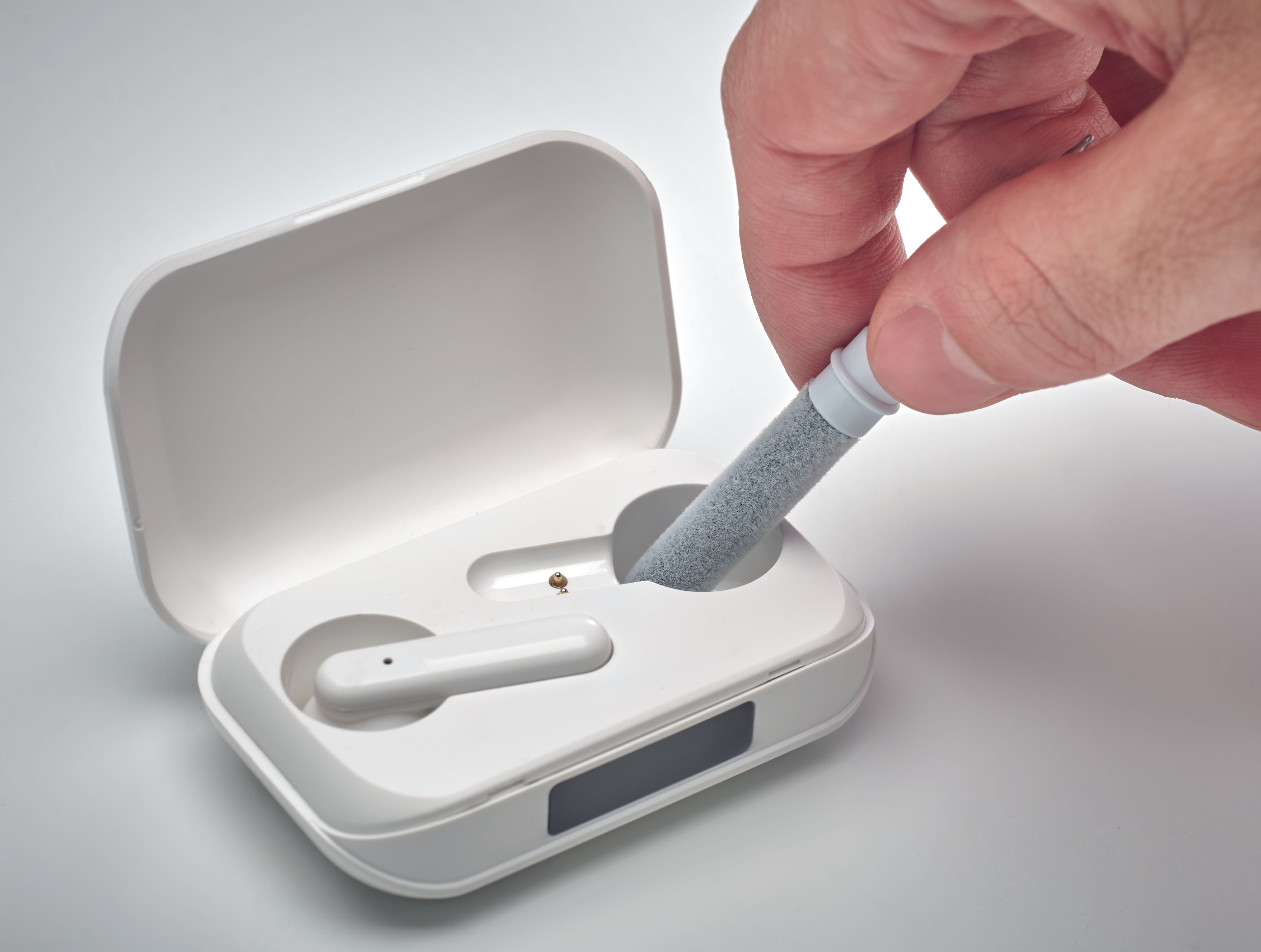 Pix cu set de curățare TWS