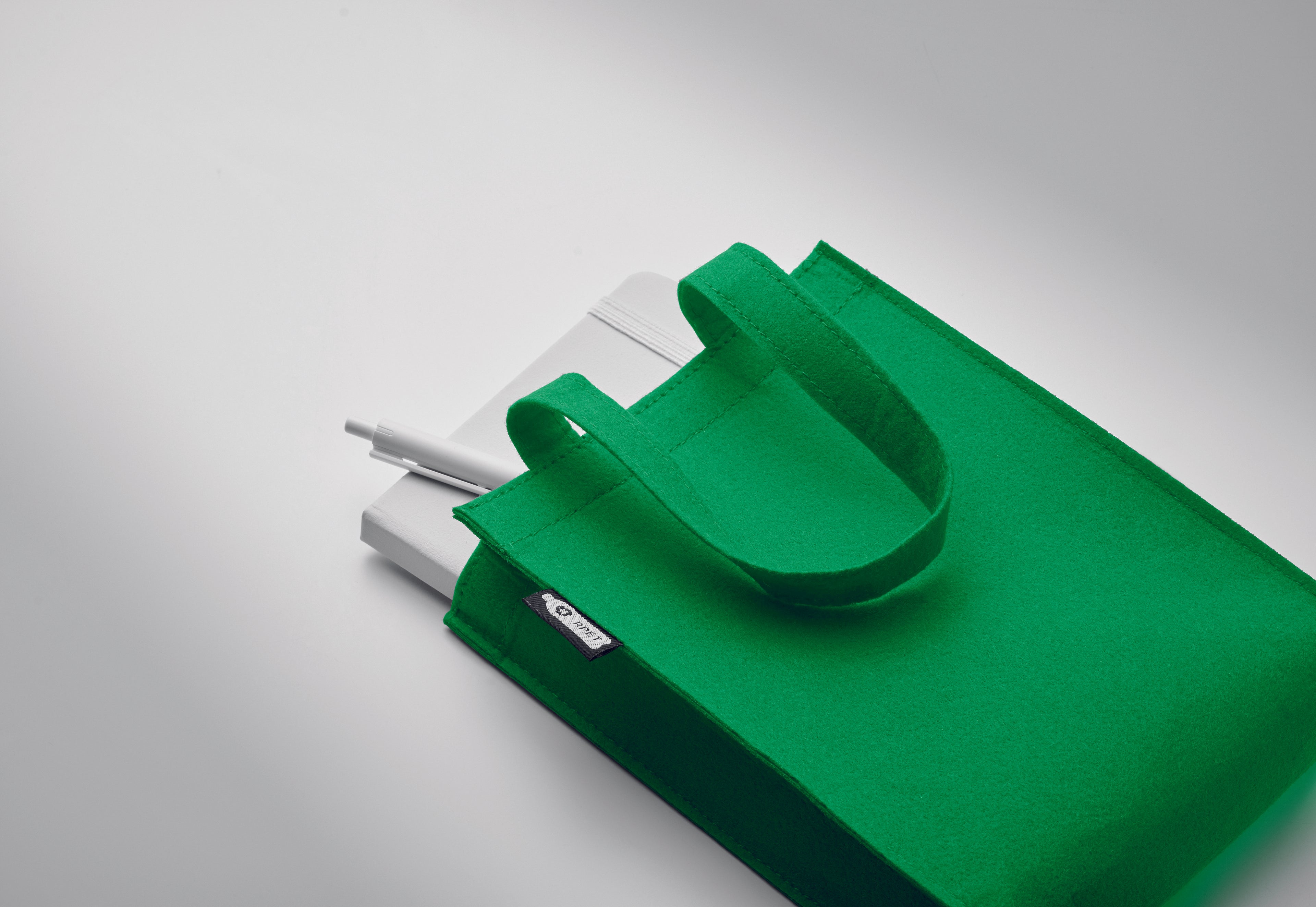 Pungă mică de cadou din pâslă R