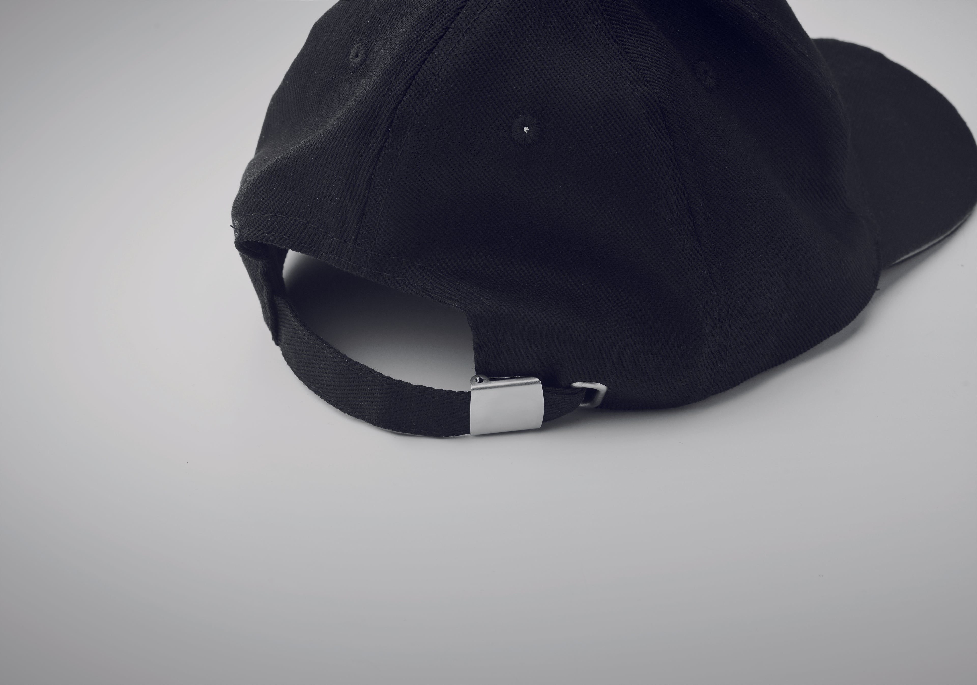 Șapcă din bumbac cu 5 panele și LE