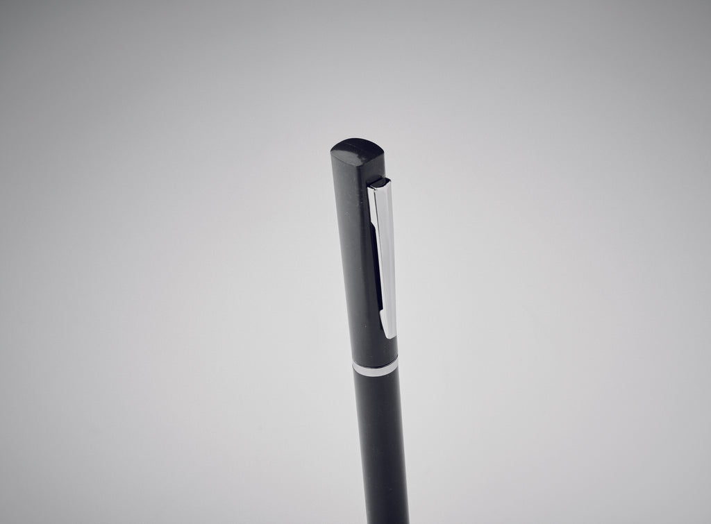 Pix cu răsucire din paie de grâ