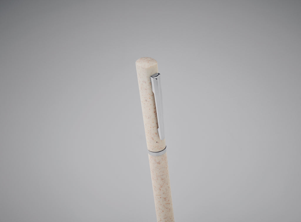 Pix cu răsucire din paie de grâ