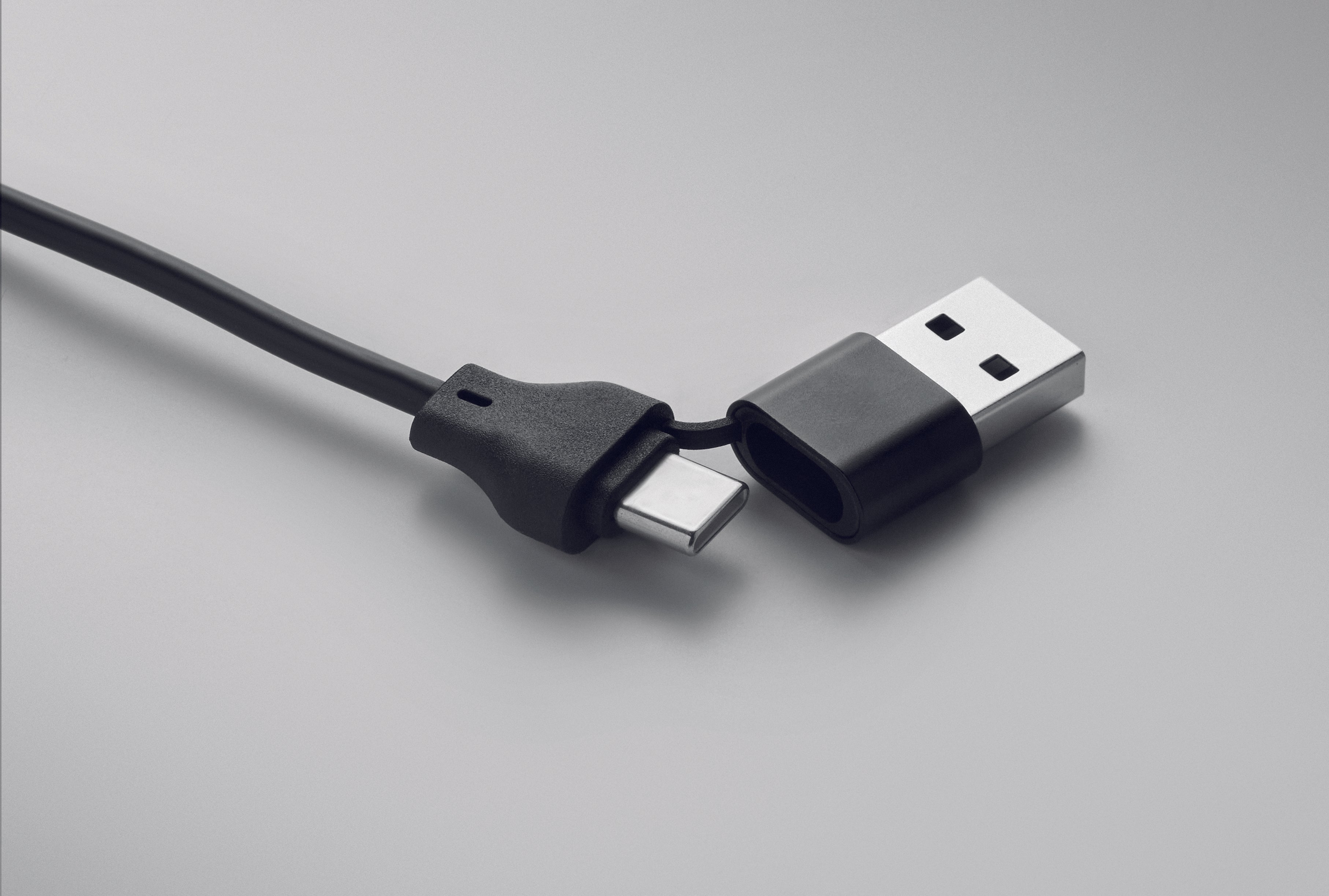 Breloc cu cablu 4 în 1 60W