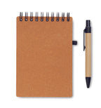 Caiet reciclat cu pix