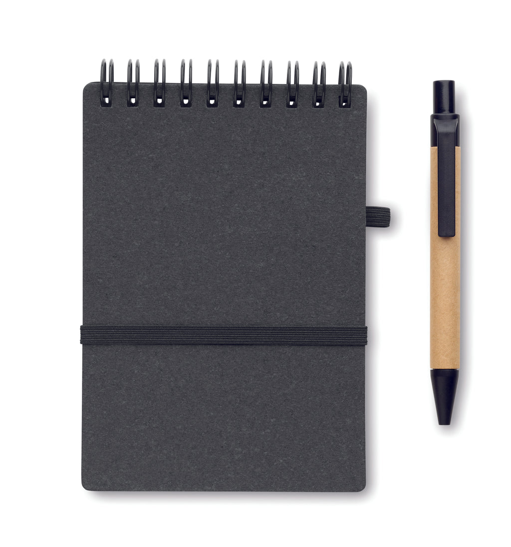 Caiet reciclat cu pix