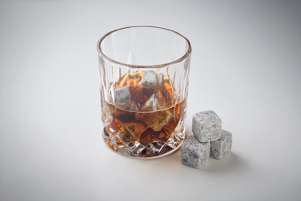 9 pietre gheață în cutie