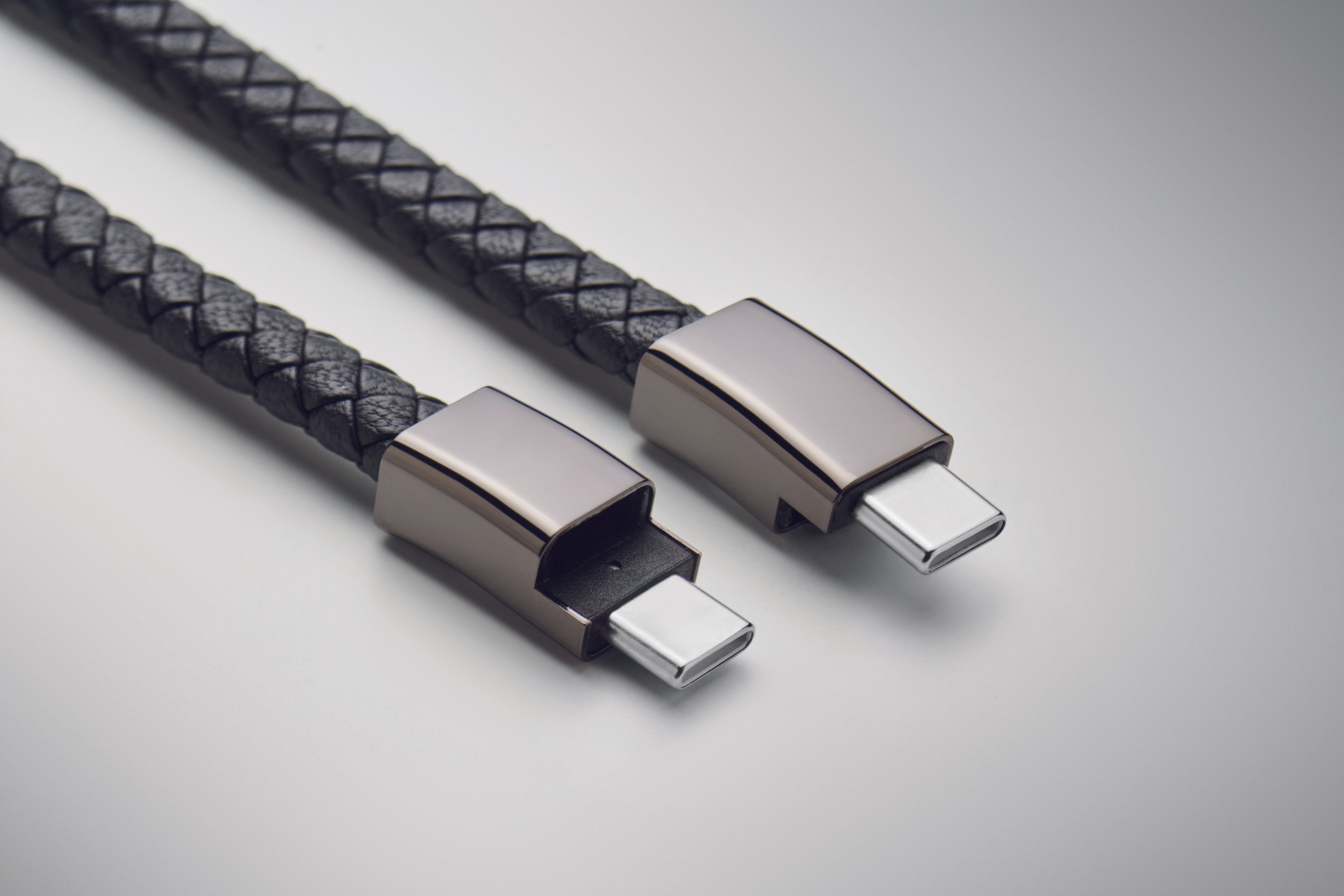 Brățară impletită cablu tip C