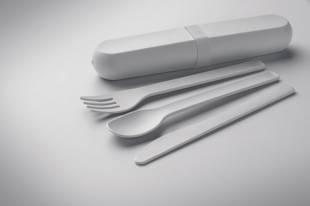 Set tacâmuri și cutie din PLA