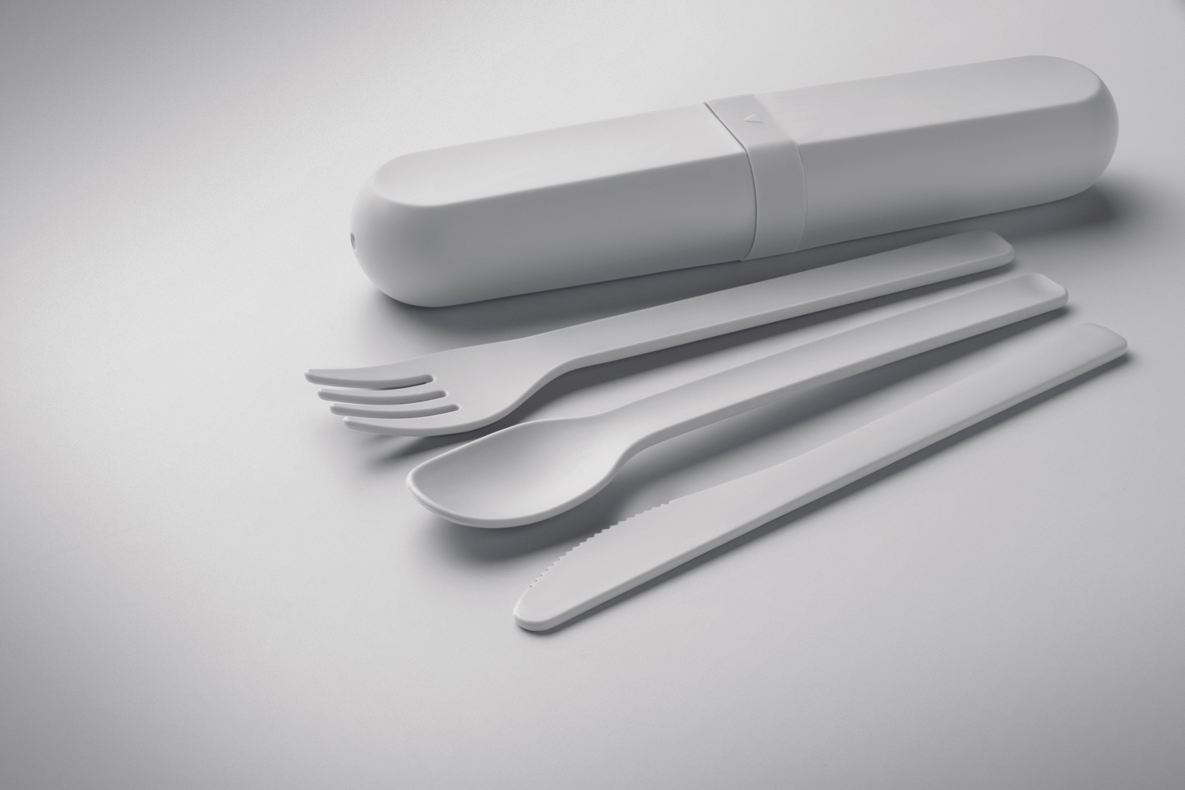 Set tacâmuri și cutie din PLA