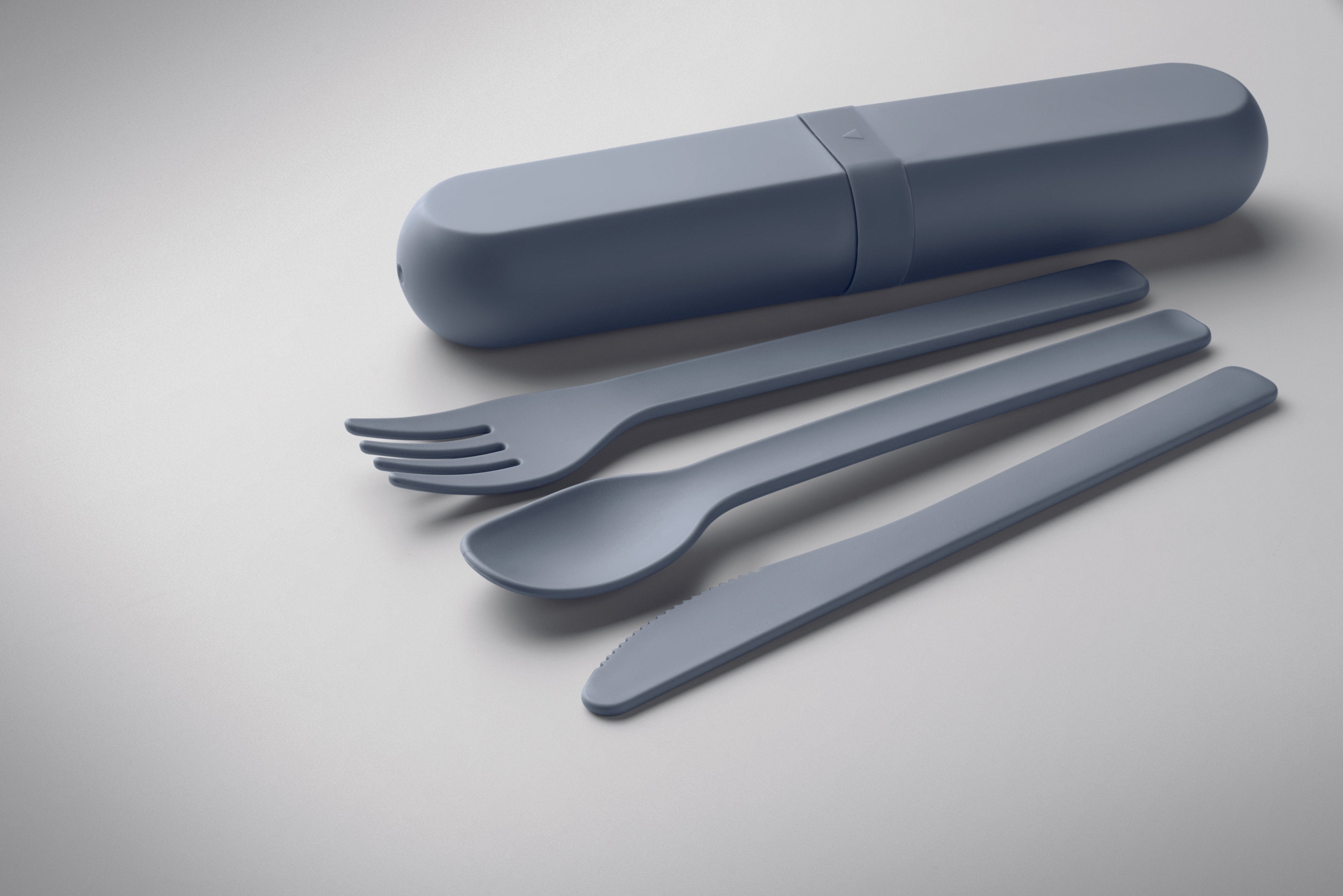 Set tacâmuri și cutie din PLA