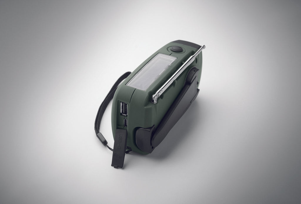 Radio portabil cu lanternă LED