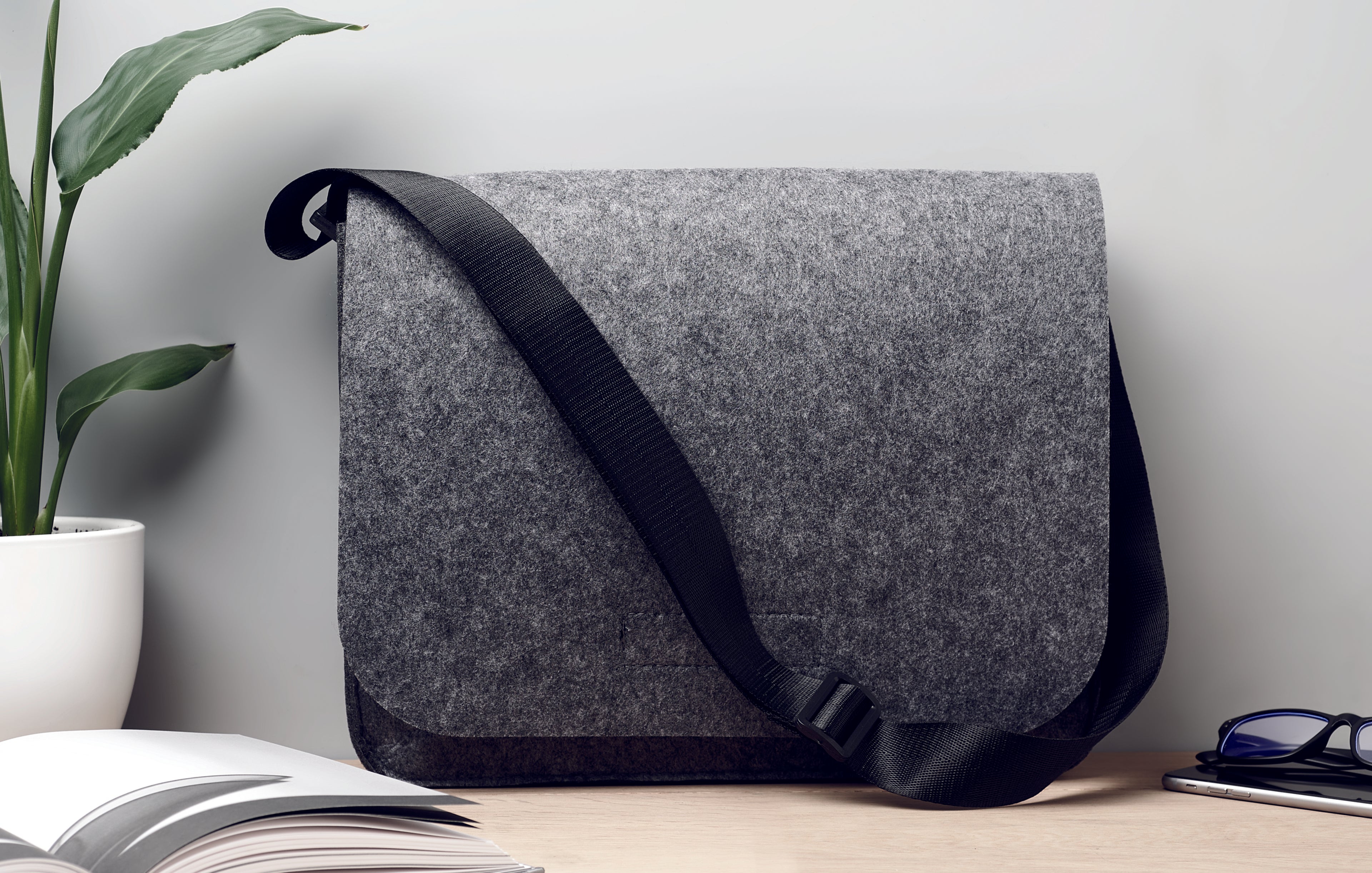 Geantă laptop fetru RPET