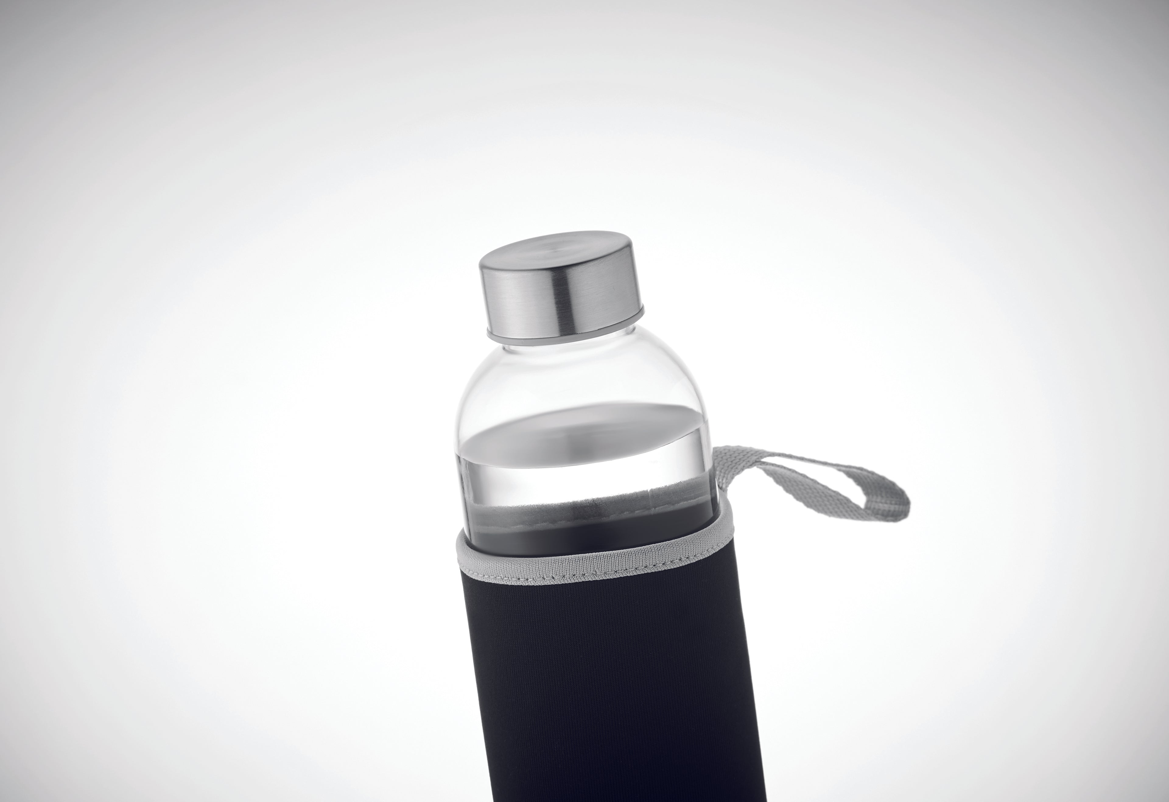 Sticlă de sticlă în husă 750ml