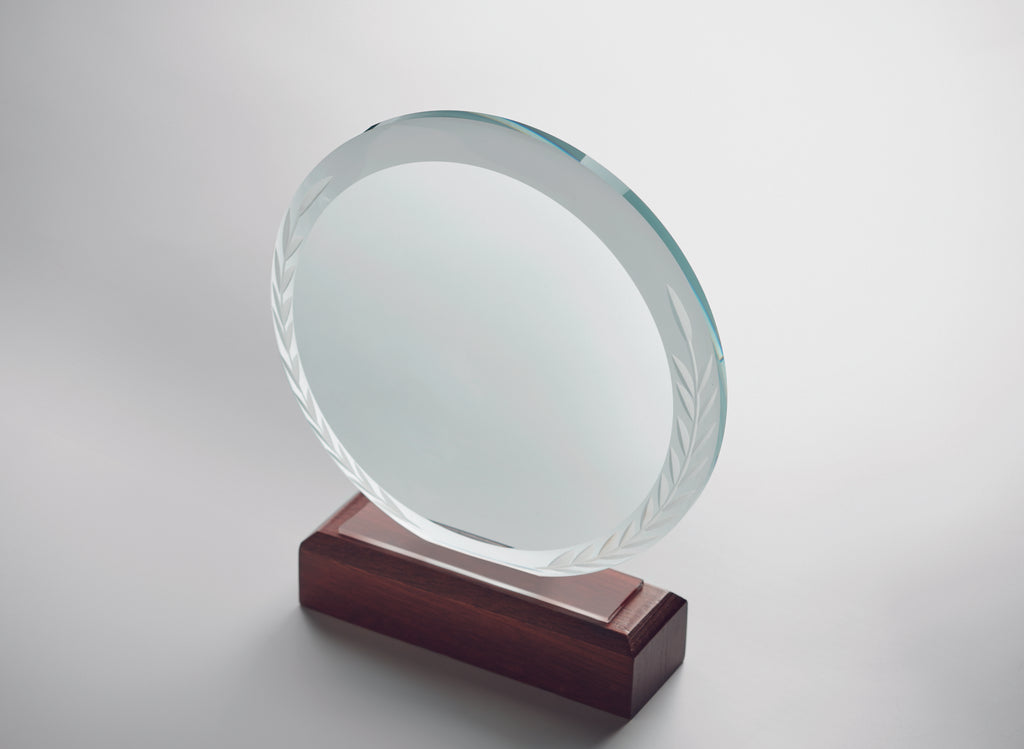 Placheta de premiere rotundă