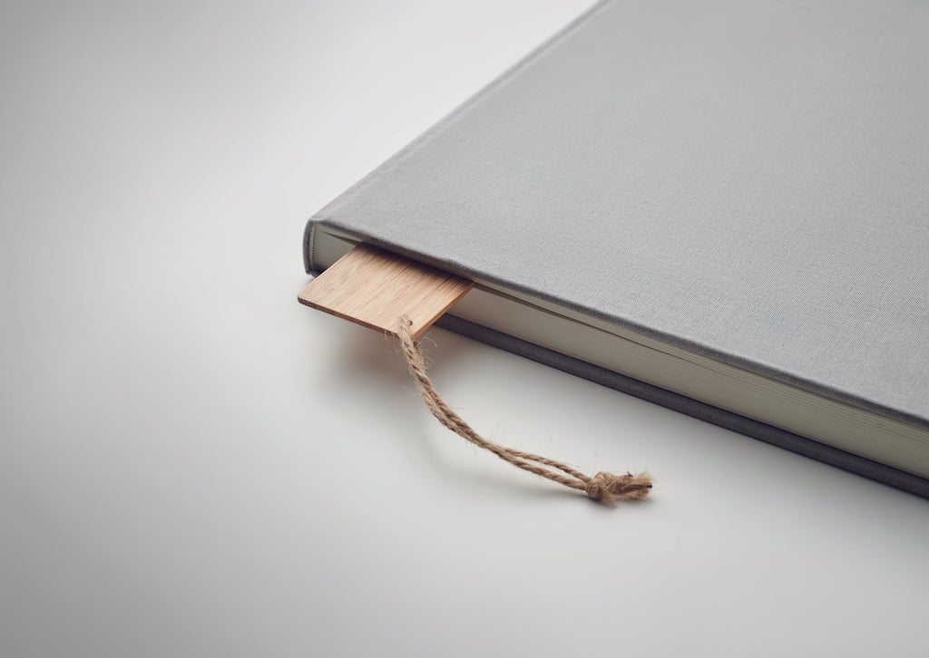 Semn de carte din bambus