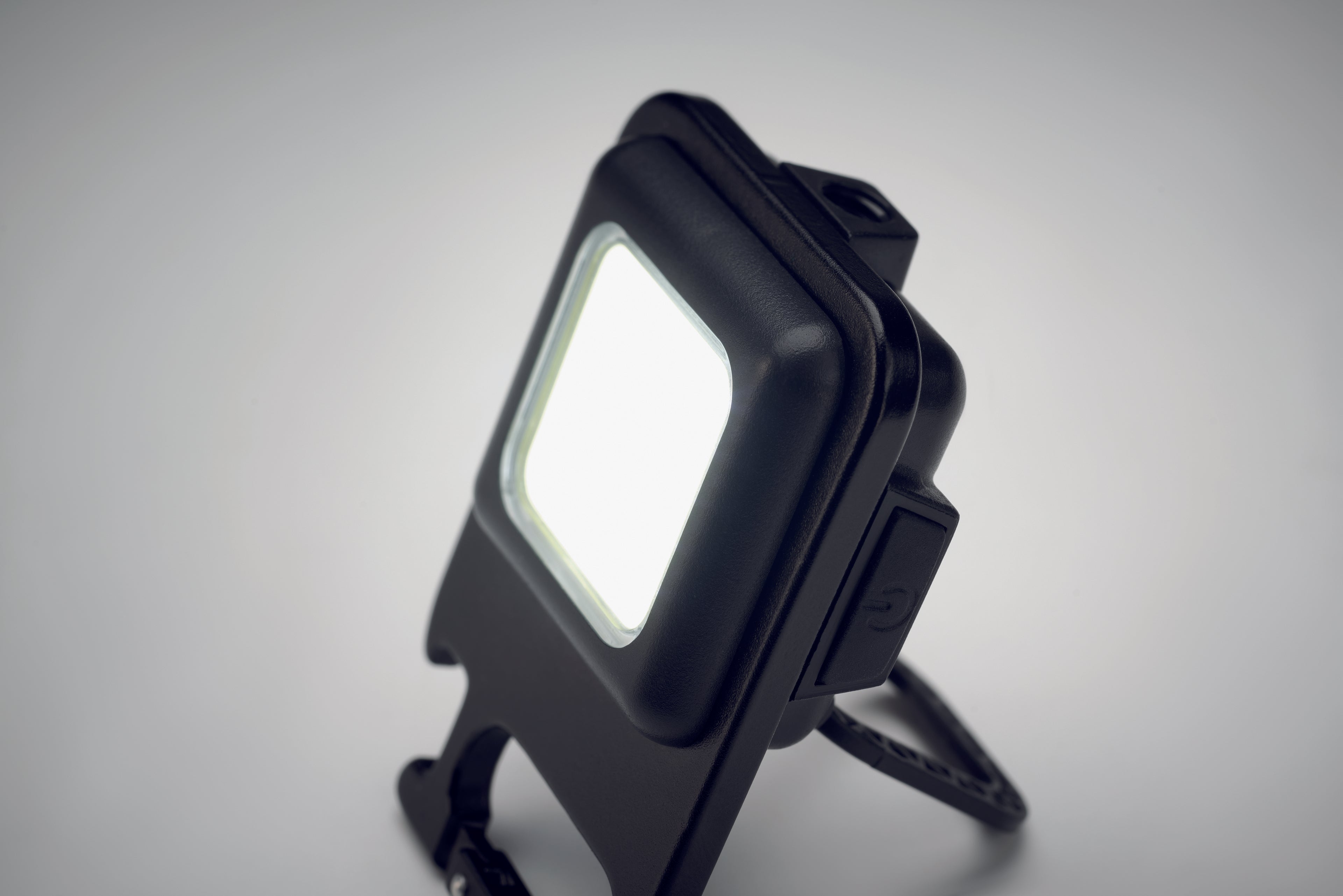 Lumină COB multifuncțională