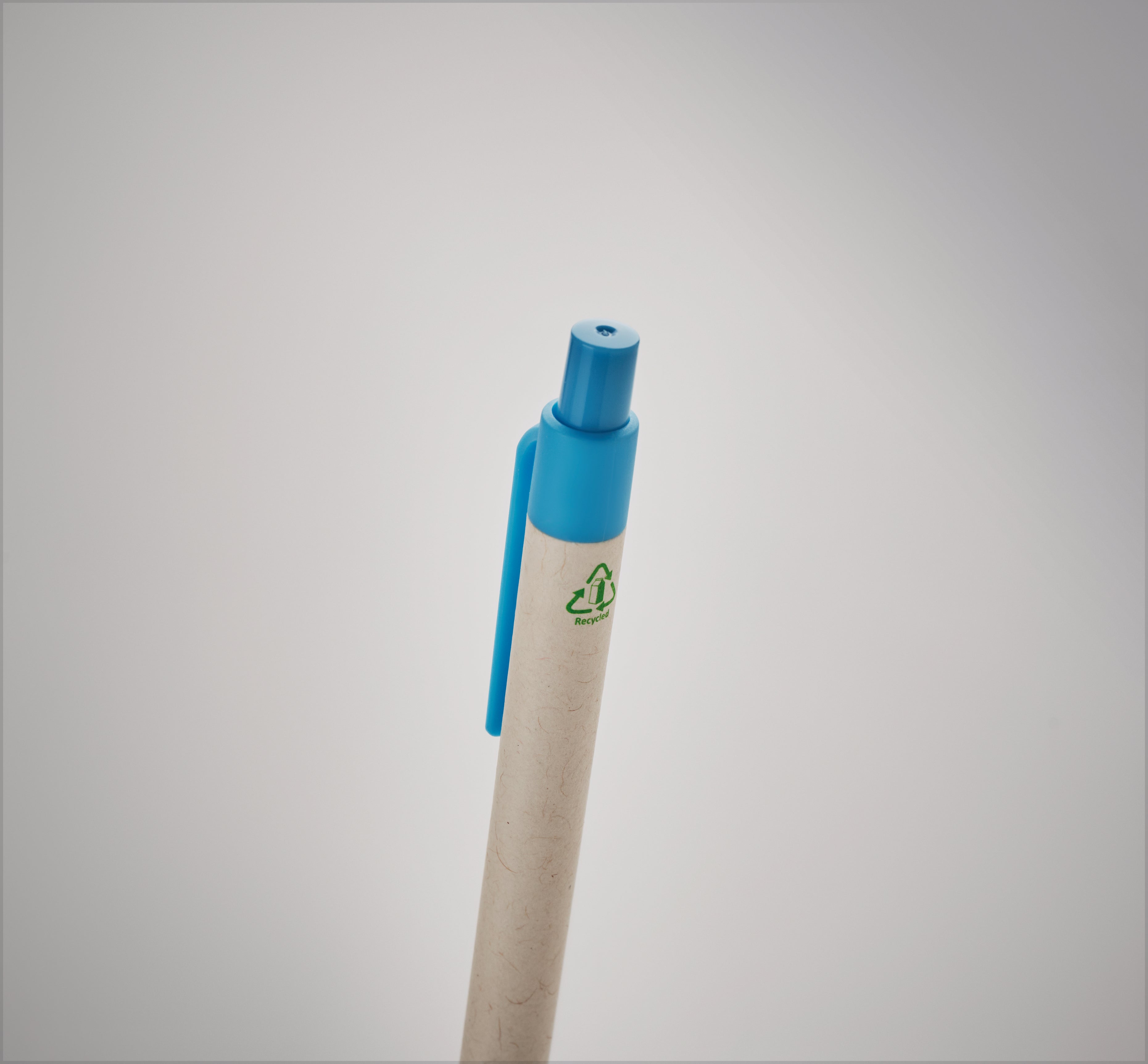 Pix din carton lapte reciclat