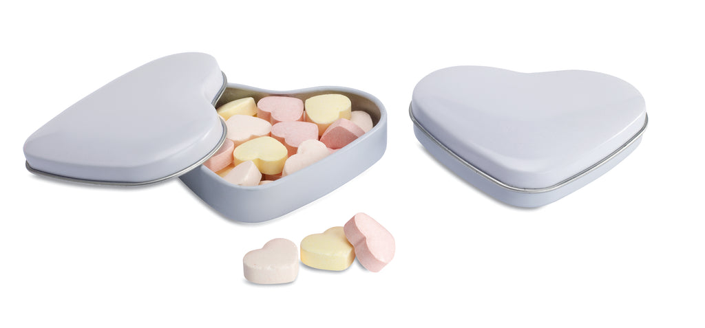 Cutie formă inimă cu bomboane
