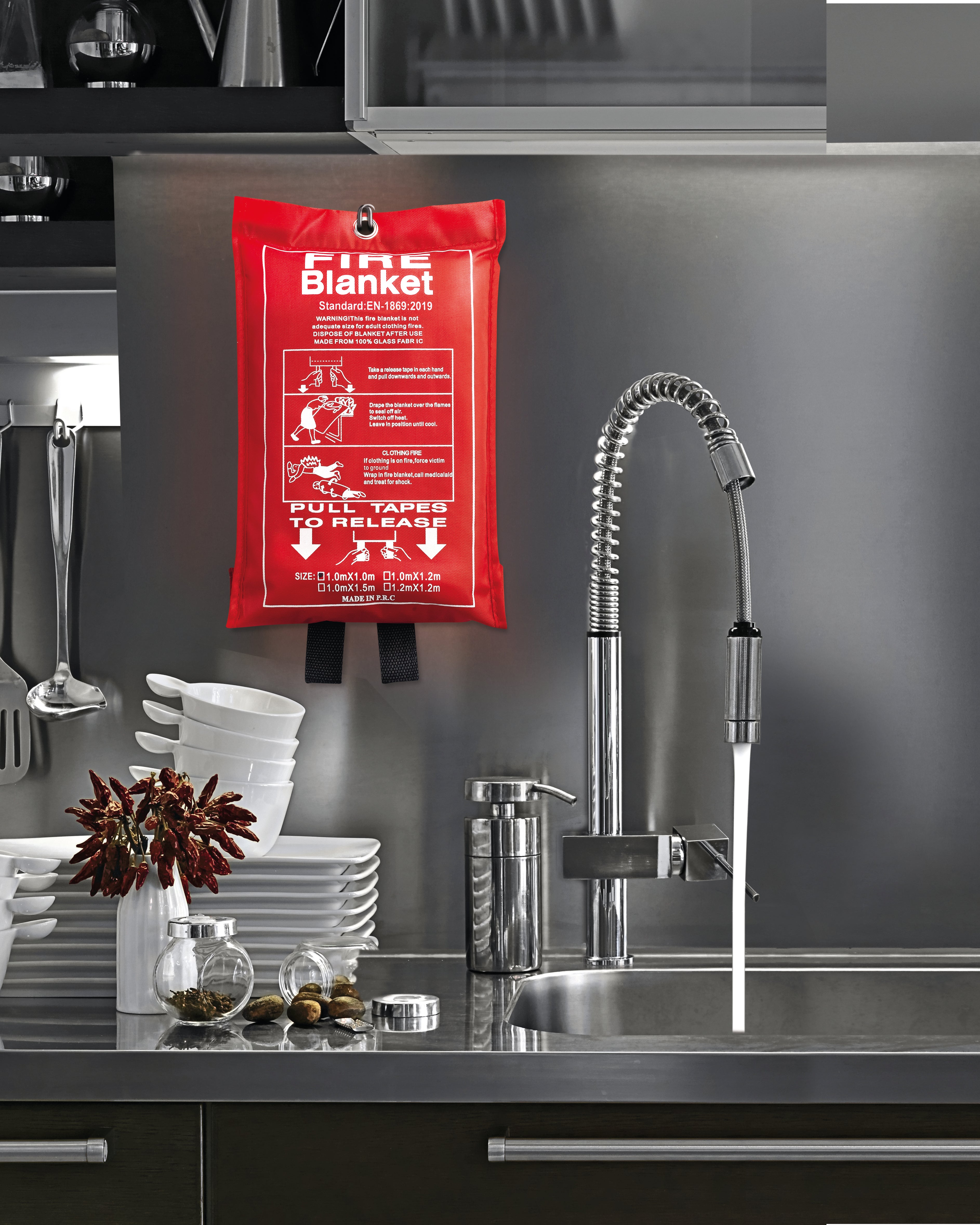 Pătură de incendiu în husă PVC