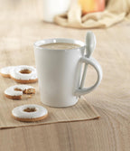 Cană cu linguriţă pentru perso