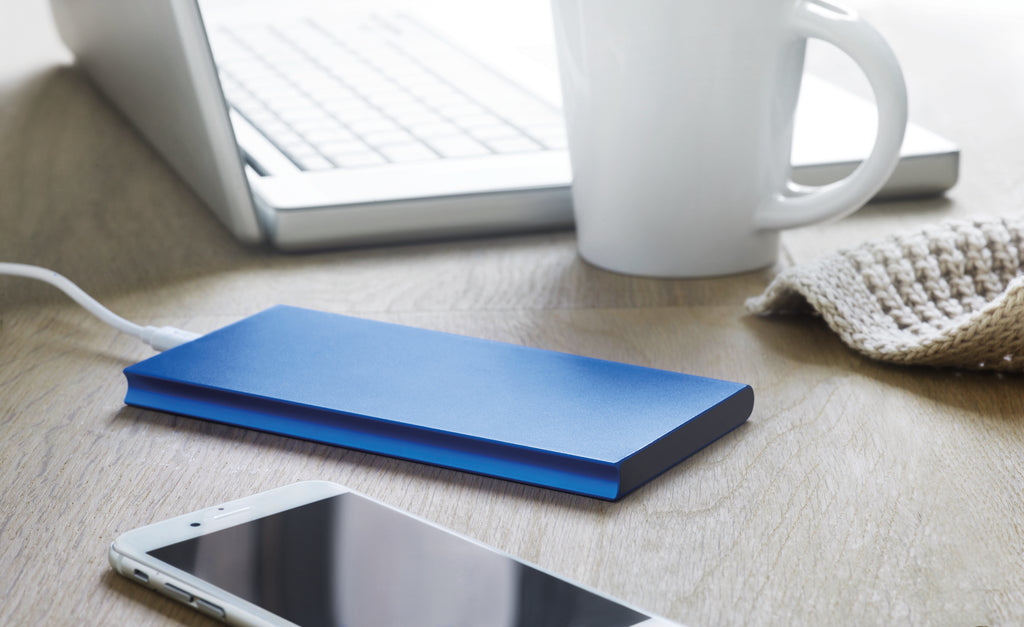 Baterie externă 8000 mAh